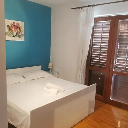 Guest house Kuzma Tudor *